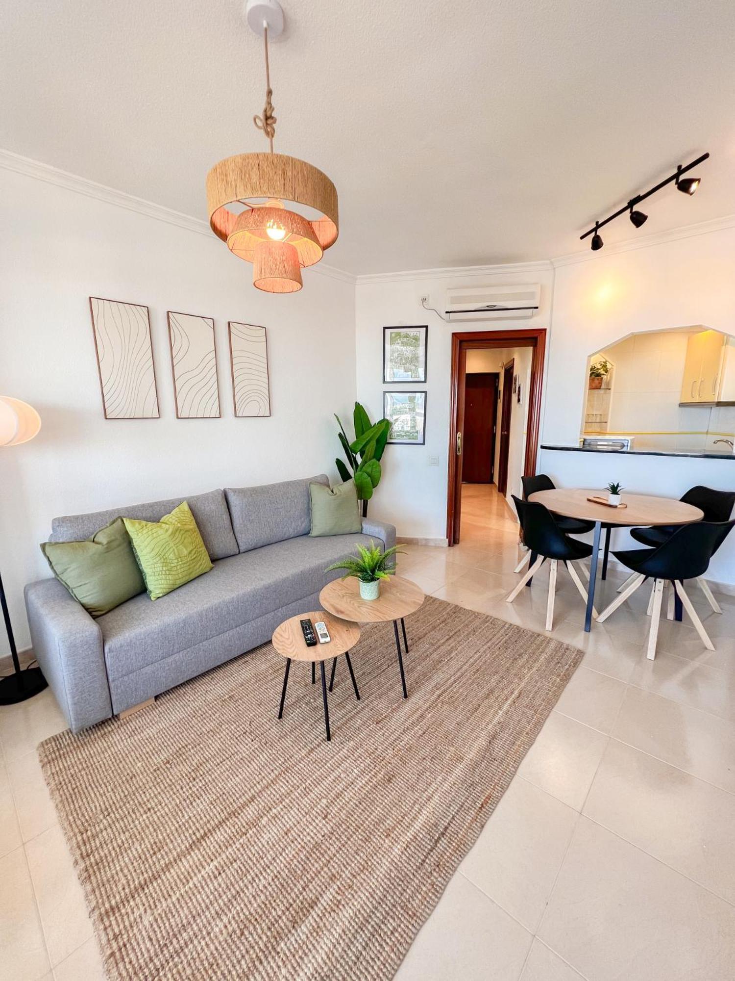 Cozy Flat With Sea Views La Torre